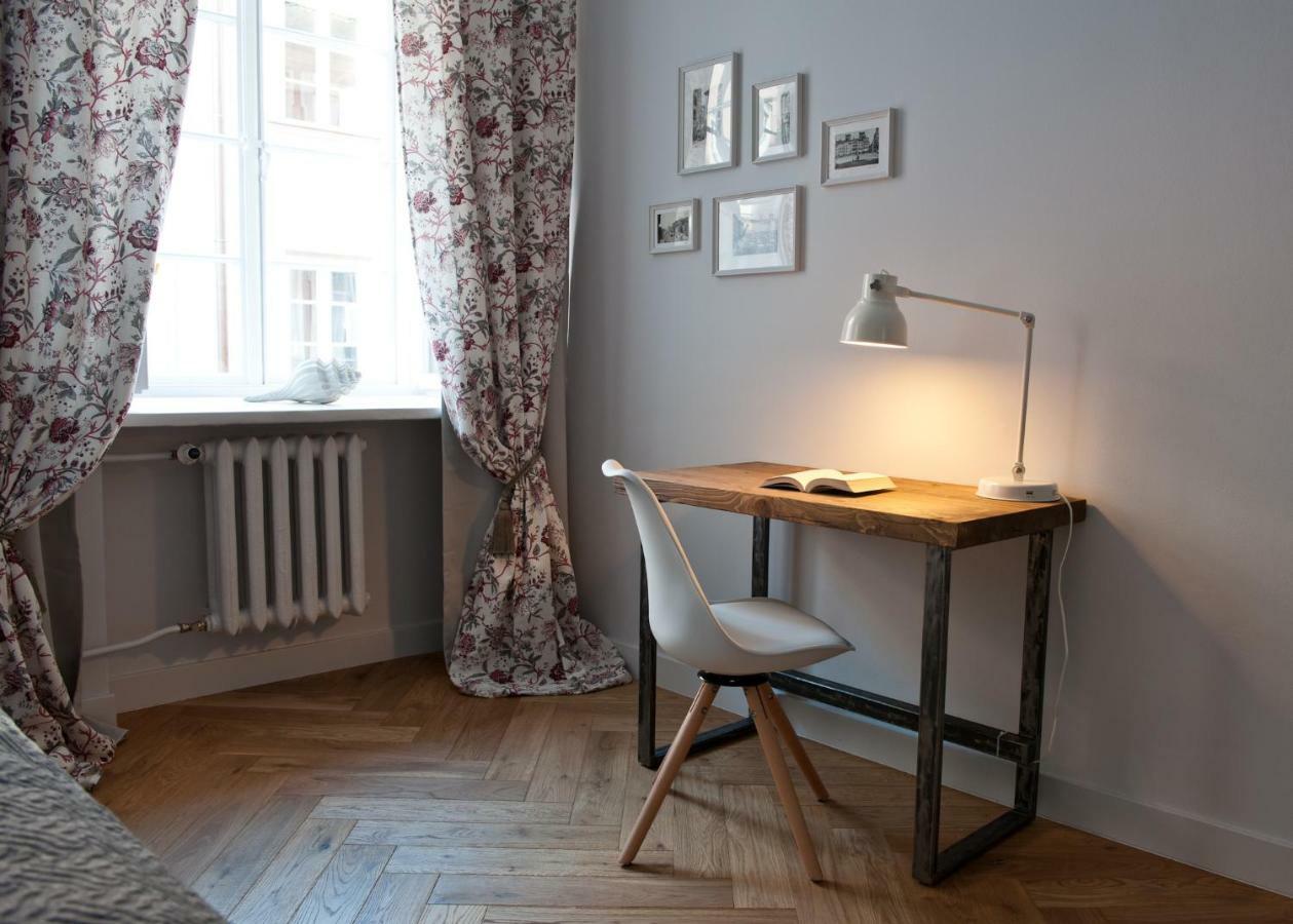 Red Brick Old Town Apartment Варшава Екстериор снимка