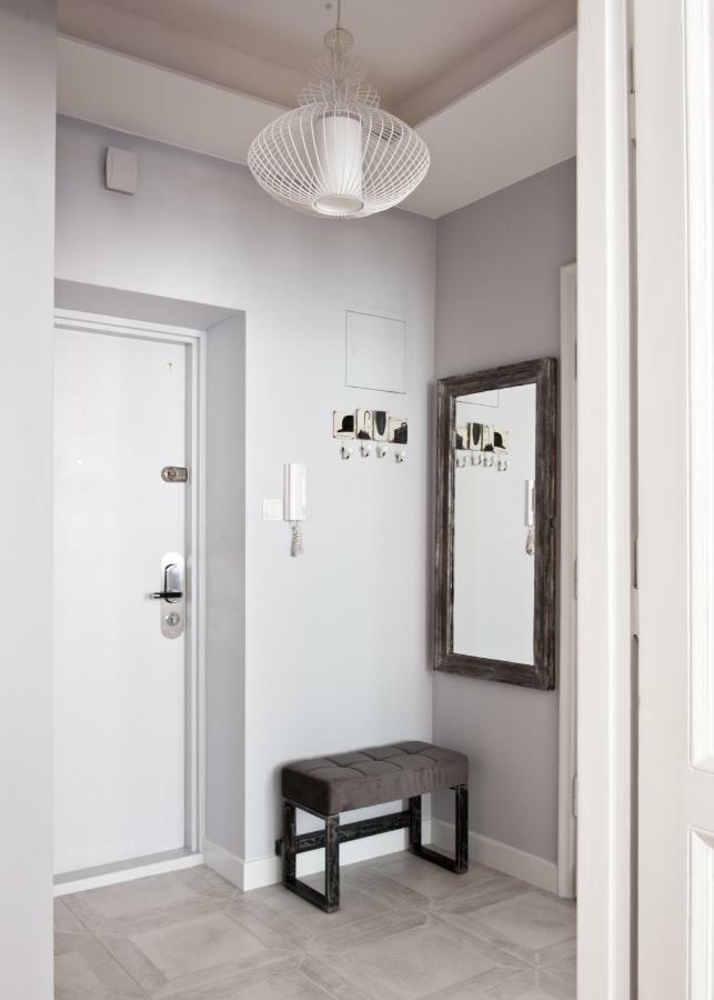 Red Brick Old Town Apartment Варшава Екстериор снимка