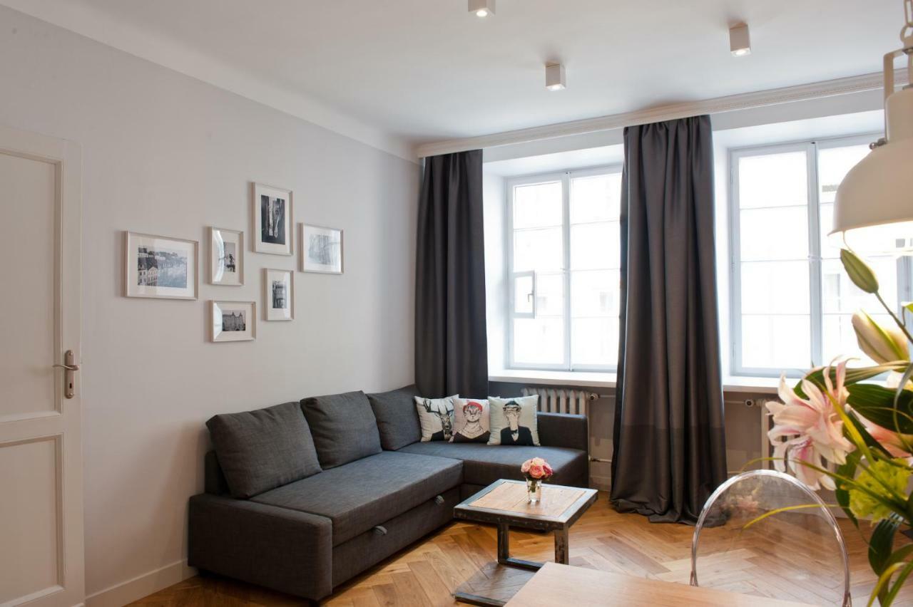 Red Brick Old Town Apartment Варшава Екстериор снимка