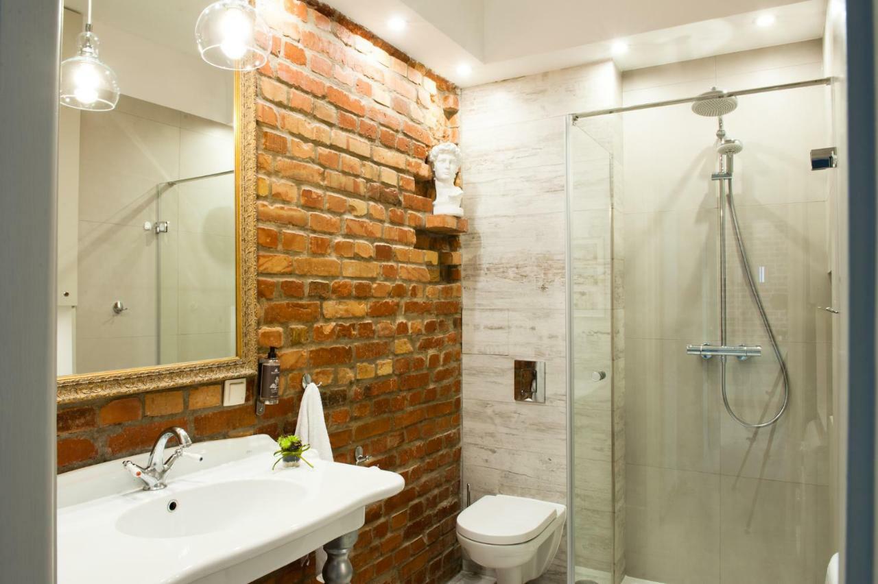 Red Brick Old Town Apartment Варшава Екстериор снимка